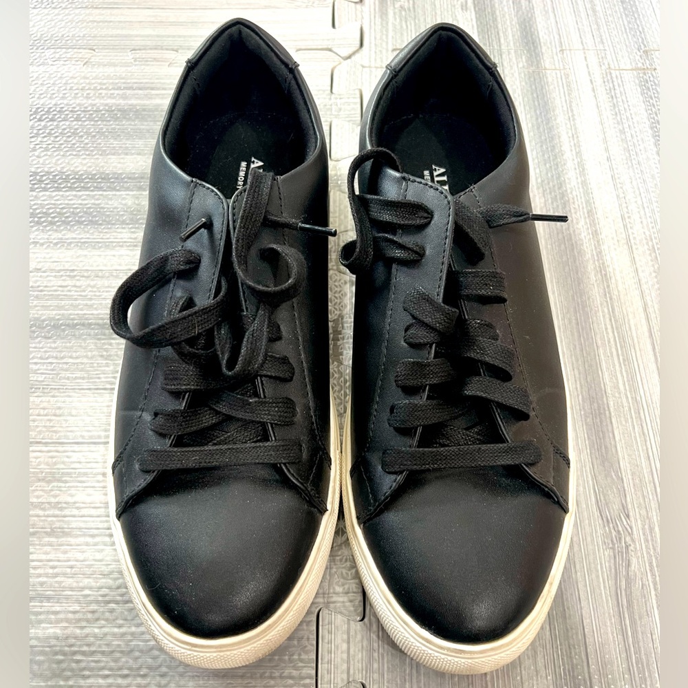 Alfini Casual Dress / sport shoes